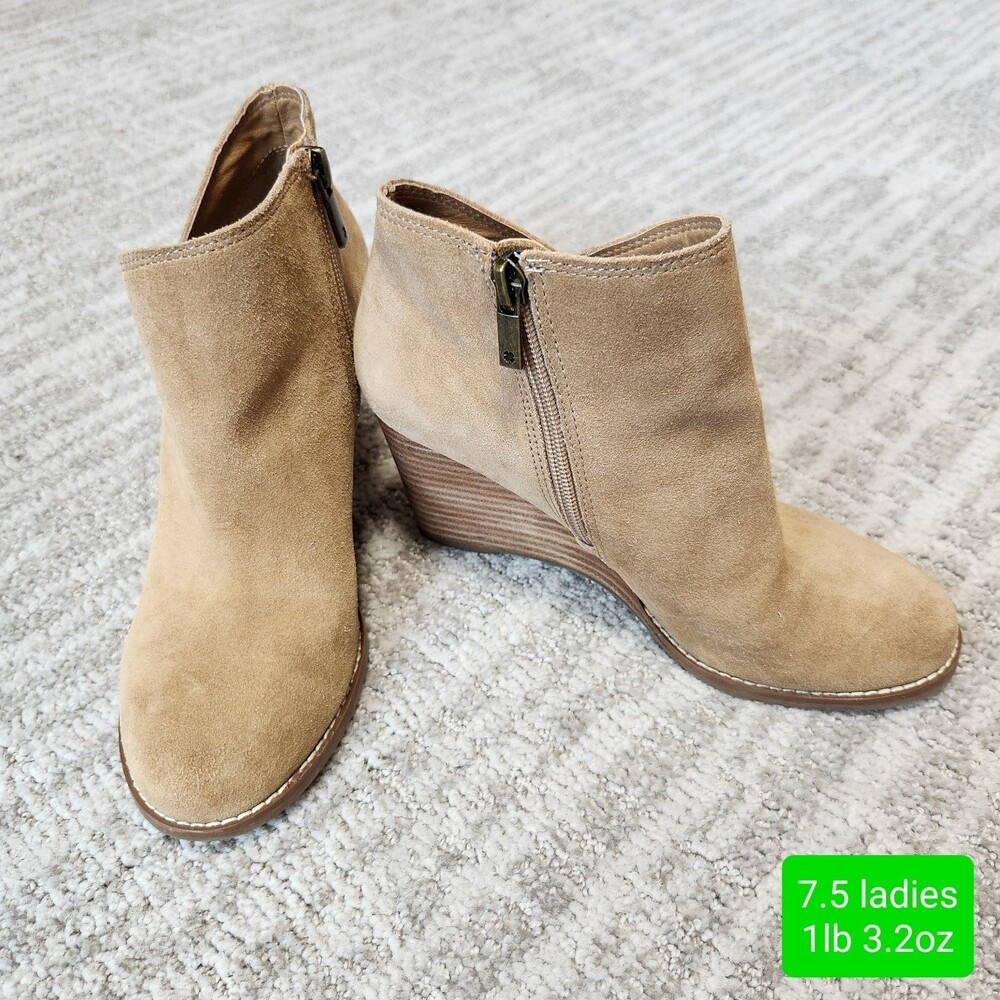 Lucky Brand womens Yakeena brown suede wedge bootie boot size 7.5